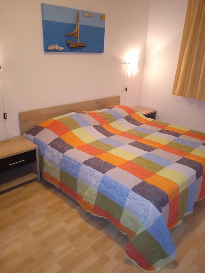 Apartments Iva Pula Eksteriør billede